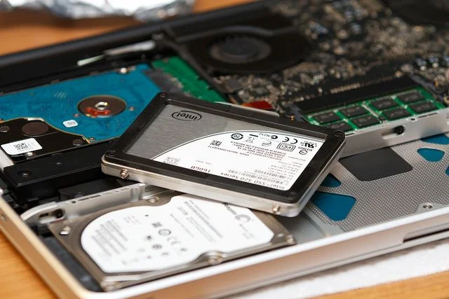 solid state drive