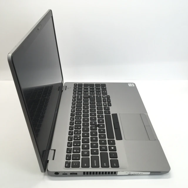 Dell Latitude 5510 8526