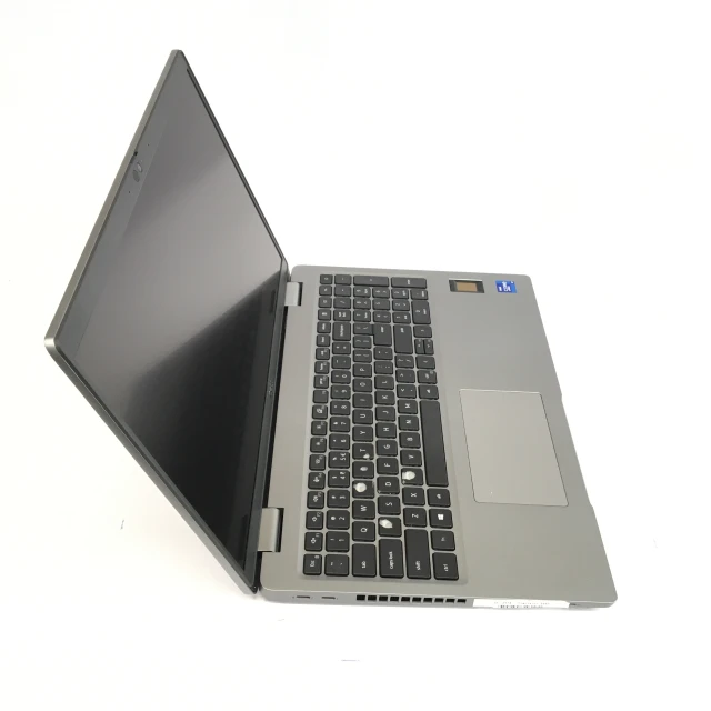 Dell Precision 3560 10415