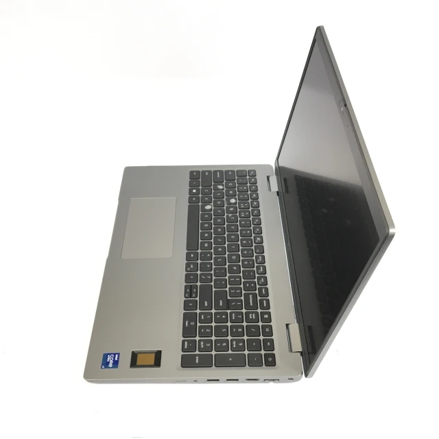 Dell Precision 3560 10416