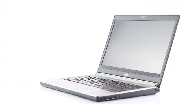 Fujitsu LifeBook E734 102