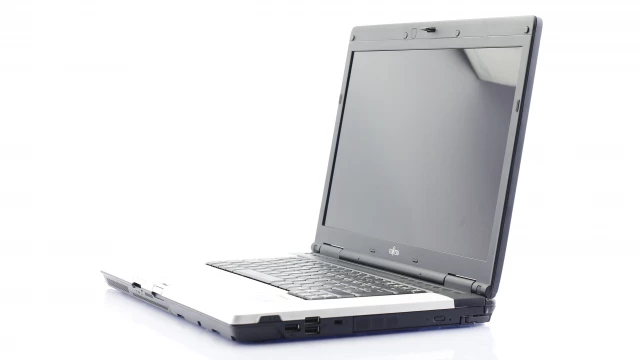 Fujitsu Lifebook E780 900