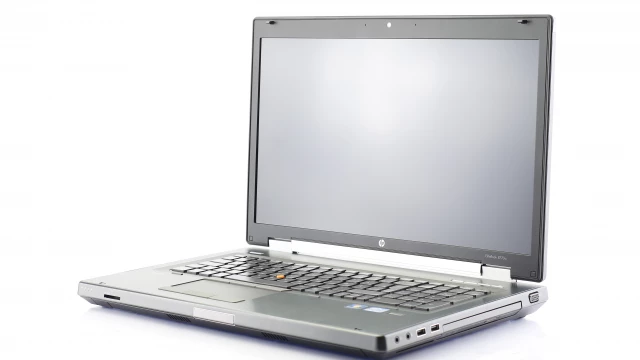 HP EliteBook 8770W 815