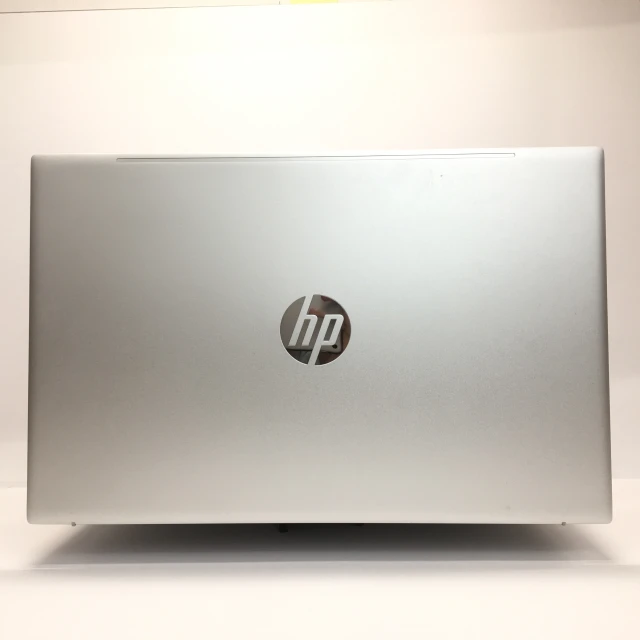 HP Pavilion 15-eh1054ru 8400