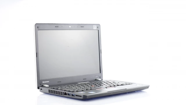 Lenovo ThinkPad Edge E330 935