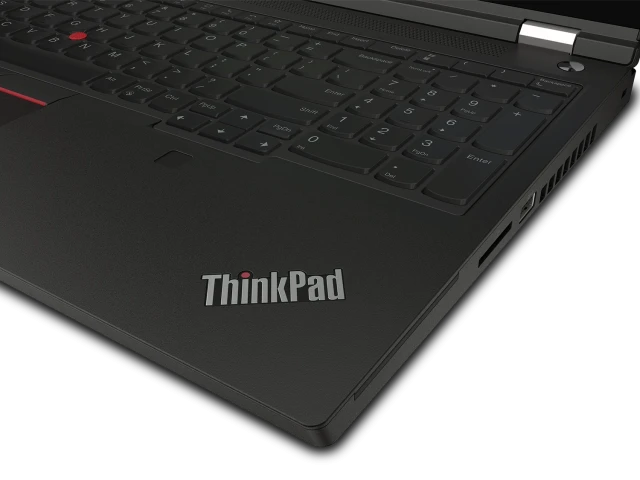 Lenovo ThinkPad P15 Gen 2 5880